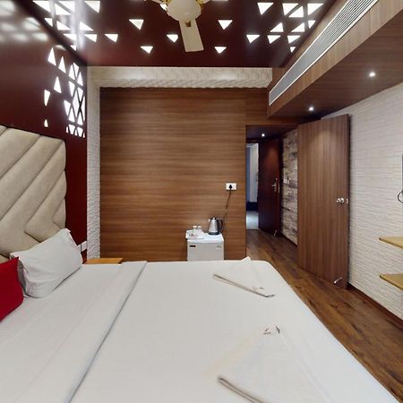Hotel Vijayarani Tiruchirappalli Exterior photo